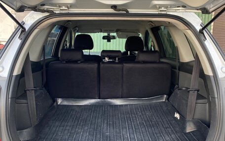 Toyota Wish II, 2004 год, 860 000 рублей, 4 фотография