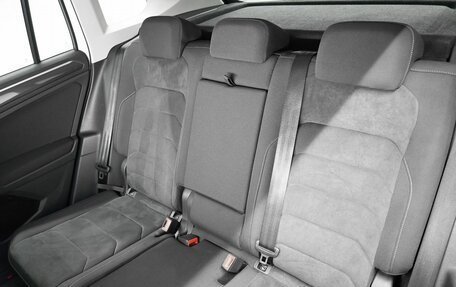 Volkswagen Tiguan II, 2017 год, 2 145 000 рублей, 10 фотография