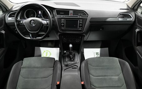 Volkswagen Tiguan II, 2017 год, 2 145 000 рублей, 11 фотография