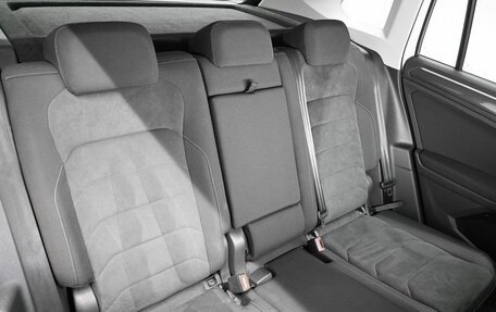 Volkswagen Tiguan II, 2017 год, 2 145 000 рублей, 13 фотография