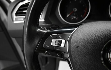 Volkswagen Tiguan II, 2017 год, 2 145 000 рублей, 19 фотография