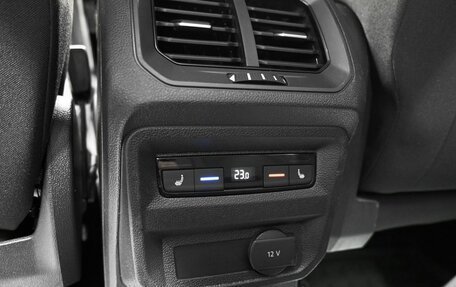 Volkswagen Tiguan II, 2017 год, 2 145 000 рублей, 18 фотография