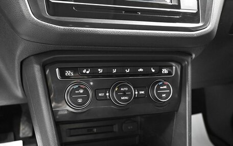 Volkswagen Tiguan II, 2017 год, 2 145 000 рублей, 17 фотография