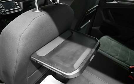 Volkswagen Tiguan II, 2017 год, 2 145 000 рублей, 25 фотография