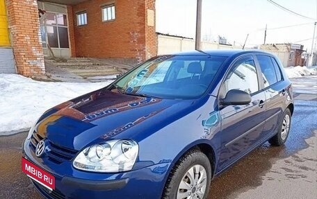 Volkswagen Golf V, 2008 год, 560 000 рублей, 2 фотография