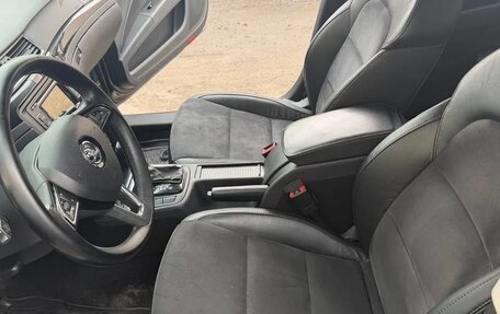 Skoda Superb III рестайлинг, 2013 год, 1 195 000 рублей, 4 фотография