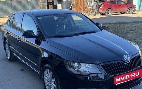 Skoda Superb III рестайлинг, 2013 год, 1 195 000 рублей, 12 фотография