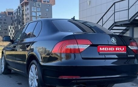 Skoda Superb III рестайлинг, 2013 год, 1 195 000 рублей, 19 фотография
