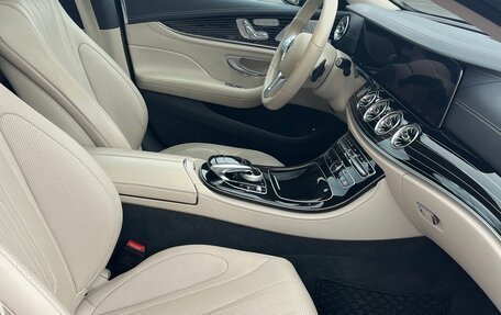 Mercedes-Benz CLS, 2020 год, 5 800 000 рублей, 14 фотография