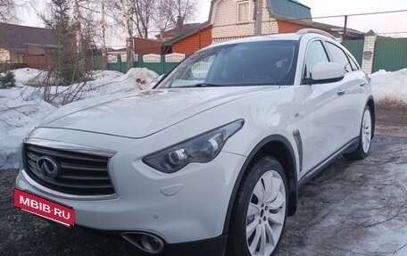 Infiniti FX II, 2012 год, 2 200 000 рублей, 3 фотография
