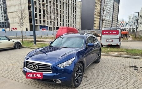 Infiniti QX70, 2016 год, 3 499 999 рублей, 5 фотография