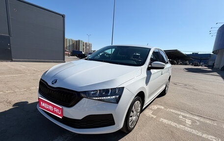 Skoda Rapid II, 2021 год, 1 600 000 рублей, 1 фотография