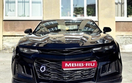 Chevrolet Camaro VI, 2019 год, 2 850 000 рублей, 2 фотография