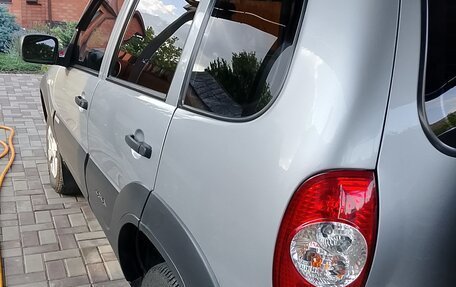 Chevrolet Niva I рестайлинг, 2012 год, 850 000 рублей, 8 фотография