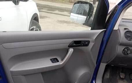 Volkswagen Caddy III рестайлинг, 2006 год, 460 000 рублей, 9 фотография