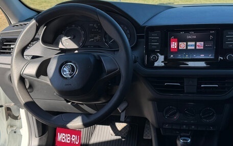 Skoda Rapid II, 2021 год, 1 600 000 рублей, 21 фотография