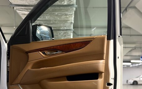 Cadillac Escalade IV, 2015 год, 5 200 000 рублей, 12 фотография