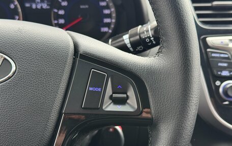 Hyundai Solaris II рестайлинг, 2013 год, 949 000 рублей, 15 фотография