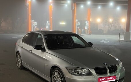 BMW 3 серия, 2007 год, 950 000 рублей, 4 фотография