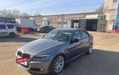 BMW 3 серия, 2009 год, 1 200 000 рублей, 3 фотография