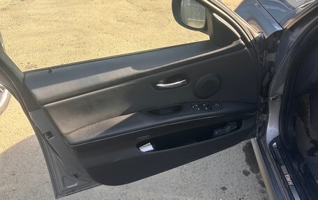 BMW 3 серия, 2009 год, 1 200 000 рублей, 21 фотография