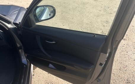 BMW 3 серия, 2009 год, 1 200 000 рублей, 20 фотография