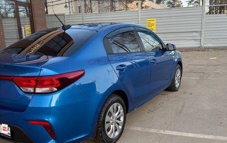 KIA Rio IV, 2017 год, 1 300 000 рублей, 4 фотография