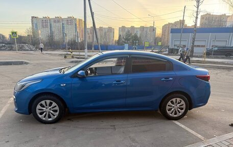 KIA Rio IV, 2017 год, 1 300 000 рублей, 2 фотография
