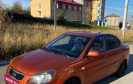 KIA Rio II, 2010 год, 385 000 рублей, 2 фотография