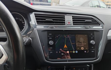 Volkswagen Tiguan II, 2021 год, 3 000 000 рублей, 3 фотография