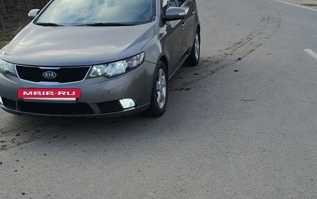 KIA Cerato III, 2010 год, 700 000 рублей, 5 фотография