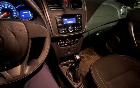 Renault Logan II, 2016 год, 740 000 рублей, 3 фотография