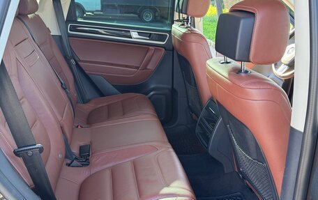 Volkswagen Touareg III, 2016 год, 3 270 000 рублей, 11 фотография