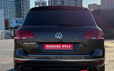Volkswagen Touareg III, 2016 год, 3 270 000 рублей, 4 фотография
