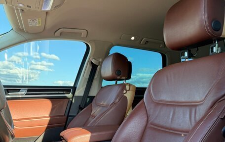 Volkswagen Touareg III, 2016 год, 3 270 000 рублей, 15 фотография