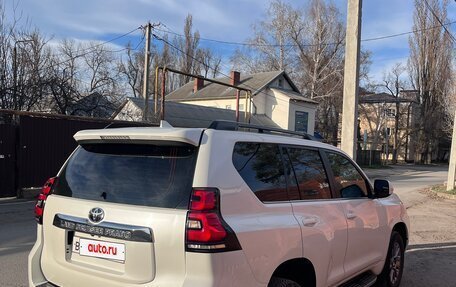 Toyota Land Cruiser Prado 150 рестайлинг 2, 2018 год, 5 100 000 рублей, 3 фотография