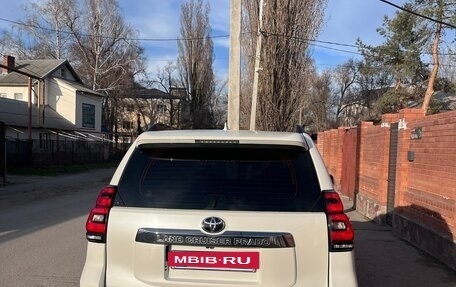 Toyota Land Cruiser Prado 150 рестайлинг 2, 2018 год, 5 100 000 рублей, 5 фотография