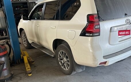 Toyota Land Cruiser Prado 150 рестайлинг 2, 2018 год, 5 100 000 рублей, 16 фотография