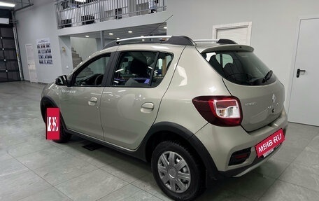 Renault Sandero II рестайлинг, 2018 год, 1 050 000 рублей, 4 фотография