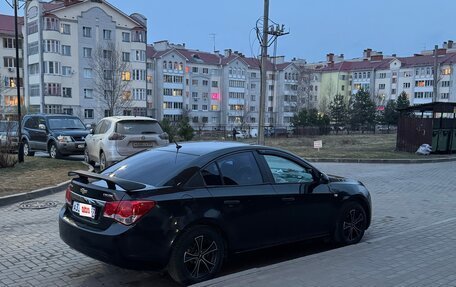 Chevrolet Cruze II, 2010 год, 650 000 рублей, 4 фотография