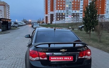 Chevrolet Cruze II, 2010 год, 650 000 рублей, 3 фотография