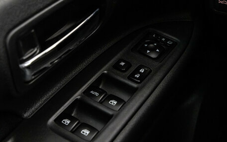 Mitsubishi Outlander III рестайлинг 3, 2018 год, 2 199 000 рублей, 19 фотография