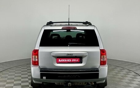 Jeep Liberty (Patriot), 2007 год, 900 000 рублей, 7 фотография