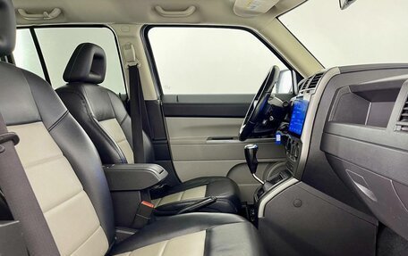 Jeep Liberty (Patriot), 2007 год, 900 000 рублей, 13 фотография