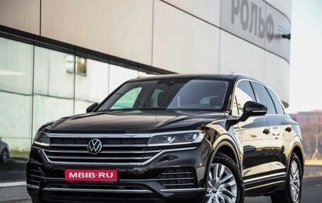 Volkswagen Touareg III, 2021 год, 4 999 000 рублей, 1 фотография
