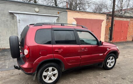 Chevrolet Niva I рестайлинг, 2015 год, 600 000 рублей, 5 фотография