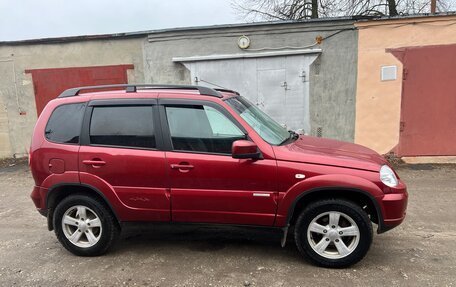 Chevrolet Niva I рестайлинг, 2015 год, 600 000 рублей, 6 фотография