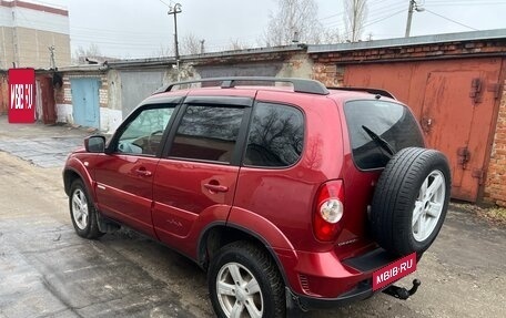 Chevrolet Niva I рестайлинг, 2015 год, 600 000 рублей, 3 фотография