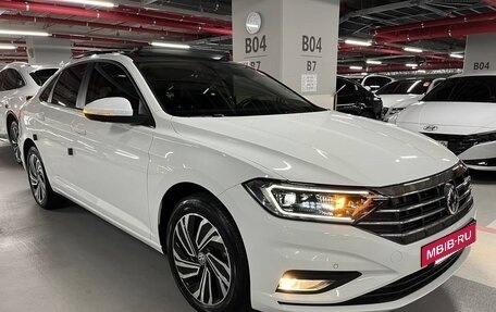 Volkswagen Jetta VII, 2021 год, 1 700 888 рублей, 2 фотография