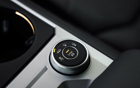 Volkswagen Touareg III, 2021 год, 4 999 000 рублей, 21 фотография